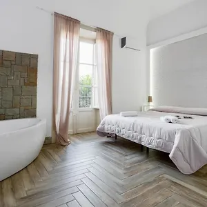 ** Bed and breakfast Calypso Il Binario Elegance Italia